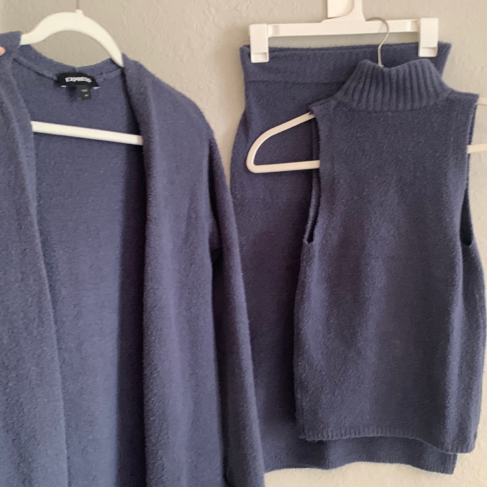 Express Skirt Set - Picture 4 of 16